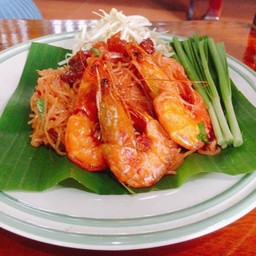 ร้าน คน กิน เส้น บ้านค่าย ม.6  ในชากซอย1