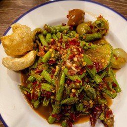 ตำถั่วฝักยาว