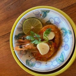 กุ้งนึ่งมะนาว