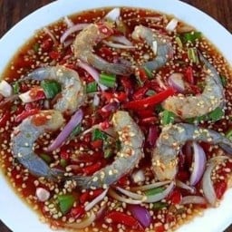 ยำกุ้งสด