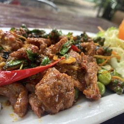 ผัดเผ็ดกวาง