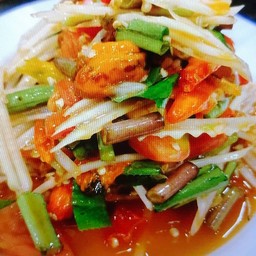 ตำหอยดอง