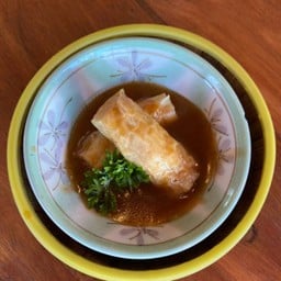 ฟองเต้าหู้ไส้กุ้งน้ำแดง