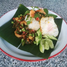 แอวบะหมี่เกี๊ยวต้มยำ