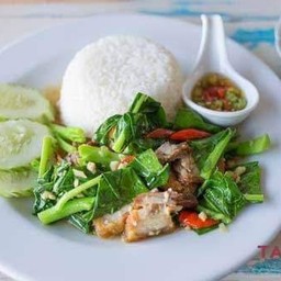 ป้าใจอาหารตามสั่ง สนามบิน.