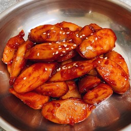 ไส้กรอกผัดซอสเกาหลี