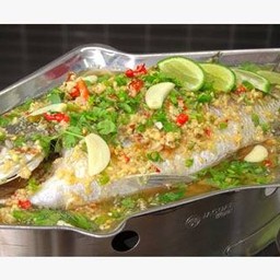 ปลากระพงนึ่งมะนาว