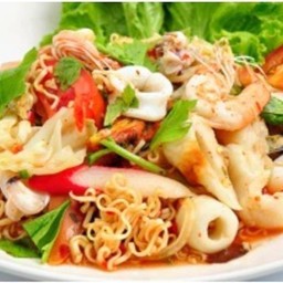 ยำมาม่ารวมมิตร