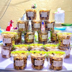 ร้านแซ่บหลังบ้าน