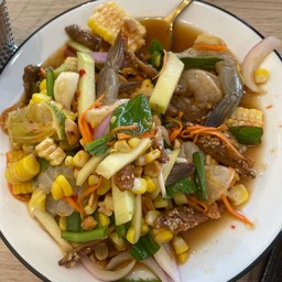 ยำมะม่วงกุ้งสด