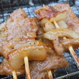 หมูปิ้งมิดไนท์ ประดิพัทธิ์