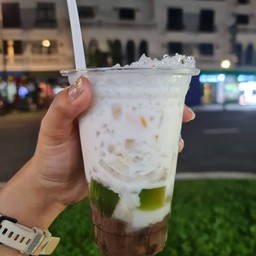 Chè Ba Màu