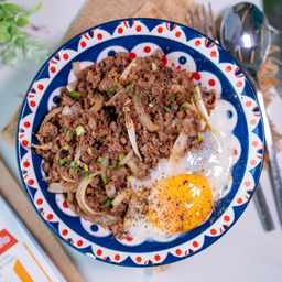 ข้าวหน้าเนื้อโคขุน