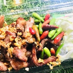 แหนมหมู หมูส้ม by ลูกปัด