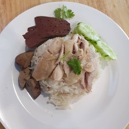 Holiday ข้าวมันไก่ รามคำแหง 65
