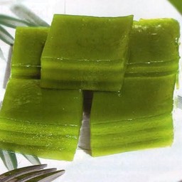 ขนมชั้นใบเตย