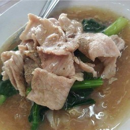 ราดหน้าเส้นใหญ่พิเศษ