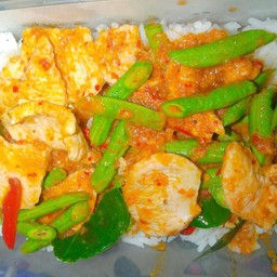 พริกแกง หมู