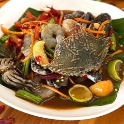 แซ่บ101 (ลาบร้อยเอ็ด)