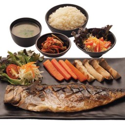 ชุดปลาซาบะย่าง