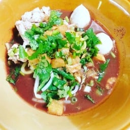 ก๋วยเตี๋ยวเรือ คีบเส้น & ขนมจีน