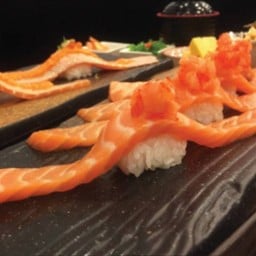 ซูชิแซลมอนเมตร