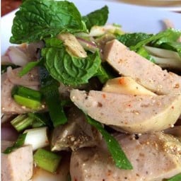 ลาบหมูยอ