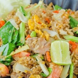 ข้าวผัดหมู