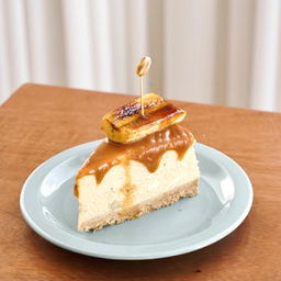 Banana caramel cheesecake