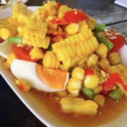 ตำไทยไข่เค็ม