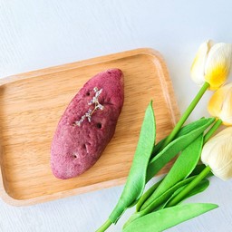 Sweet potato bread (ขนมปังมันหวานญี่ปุ่น)