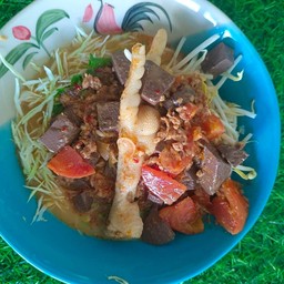 ขนมจีนน้ำเงี้ยว