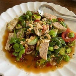 เกาเหลาหมูยอน้ำปลา(เลือก หมูยอ หรือ หมูยอหนัง)