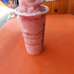 น้ำสตอเบอรี่ปั่นปีโป้59฿