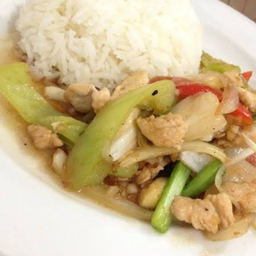 ข้าวขาหมูและอาหารตามสั่งเจ้าเก่าซอยนาวัด