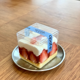 Strawberry fresh cream box