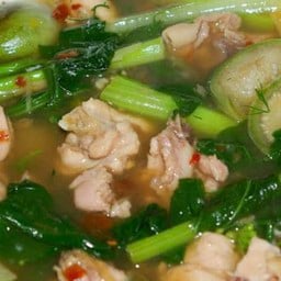 แกงอ่อมไก่