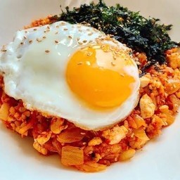 ข้าวผัดกิมจิ 김치볶음밥