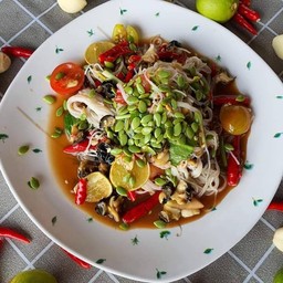 ตำขนมจีนหอยเชอรรี่ ปลาร้า