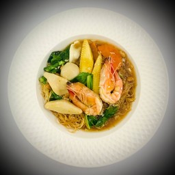 ราดหน้า ( เลือกเนื้อสัตว์ได้ )