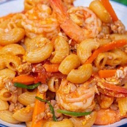 มักกะโรนีกุ้ง