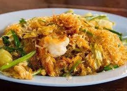 ผัดวุ้นเส้นราดข้าว
