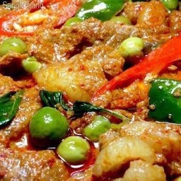 พะแนงเนื้อ