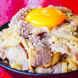 Beef jumbo rice ข้าวเนื้อคอนโดไข่ดอง