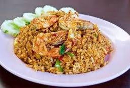 ข้าวผัดต้มยำ