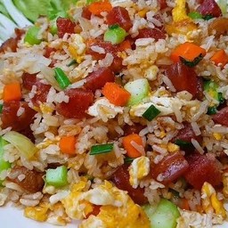 ข้าวผัดกุนเชียง
