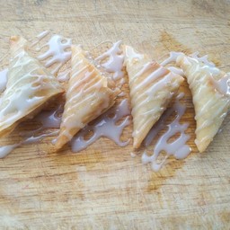 ยำ มันส์-ปังเนย