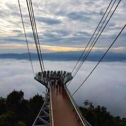 Sky Walk อัยเยอร์เวง