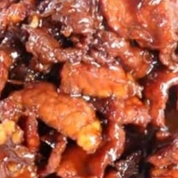 ผัดหวานซีอิ๊วดำหมูชิ้น