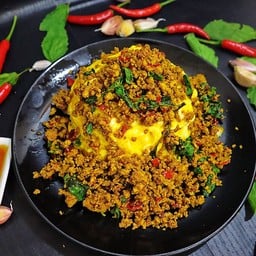 ข้าวไข่ข้นราดกะเพราไซส์ S+